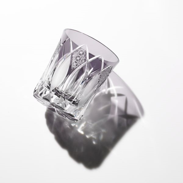 Edo Kiriko, Ensemble de 2 verres à saké - Couleur pourpre, 2 designs (damier, chrysanthème), Hanasho, Ø 6.0 × H 7.0 cm, Artisanat traditionnel de Tokyo, fait main		