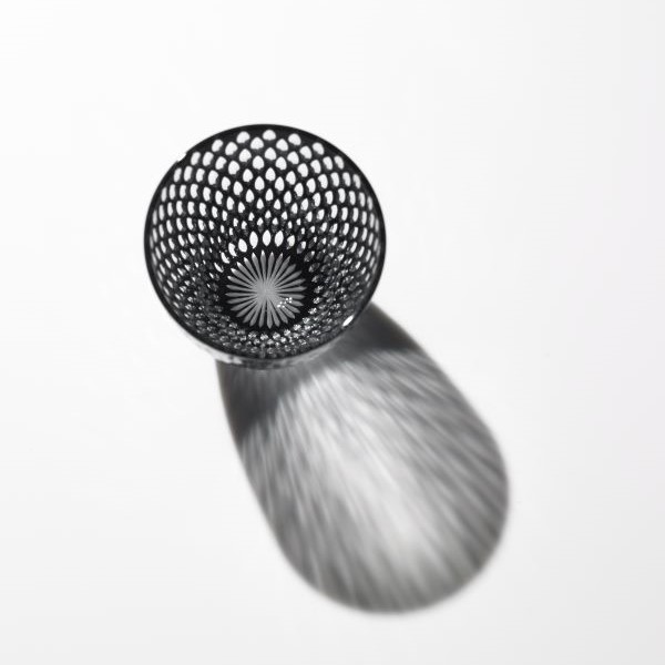 Edo Kiriko, Ensemble de deux verres Edo Kiriko - Petite taille, motif de grains de riz alignés, noir et blanc, Hanasho, Ø3.0×H5.0cm, Artisanat traditionnel de Tokyo, fait main		