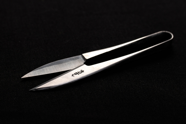 Coupe-fil - 10,5 cm, Ubukeya, Comprend une housse en peau de cerf