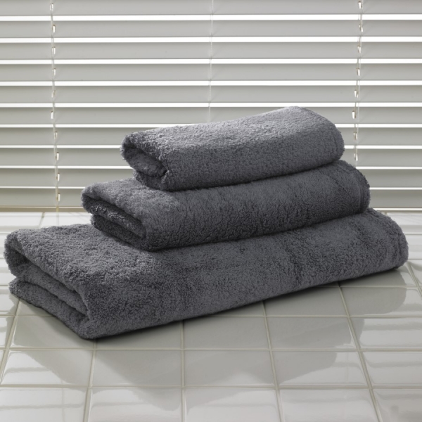  Ensemble de serviettes “SOFT”- Ensemble de 3 pièces (serviette de bain, serviette à mains, gant de toilette), côton durable, serviettes Uchino, norme internationale de sécurité : adaptées pour les bébés