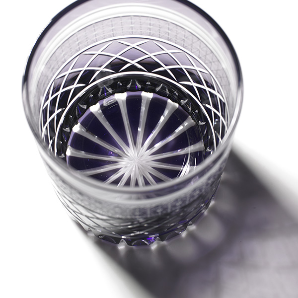 Edo Kiriko,Vieux verre,ligne classique,raisin,violet,Ø7.3 × H9.0 cm, Hanasho,itogikutsunagi,yarai,artisanat traditionnel,fait main,souvenirs,sur commande