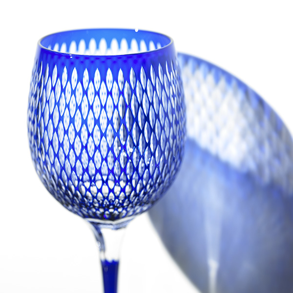 Edo Kiriko,long verre à vin,kometsunagi,lapis-lazuli,bleu,Hanasho, artisanat traditionnel,fait main,souvenir,cadeau,sur commande,Sommet du G8 Toyako '08