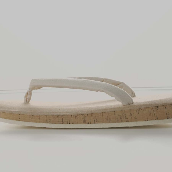 Yotsuya Sanei Zori (Japanese sandals) - Gakuya-baki (sock covers) Aoi (hollyhock),  All-natural materials; indoor use only; one size fits all; felt base		