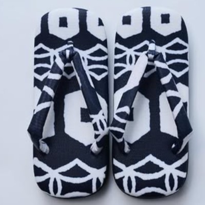 Sankatsu Crafted Yukata Fabric “Katana no Tsuba” Beach Zori Sandals – Men’s