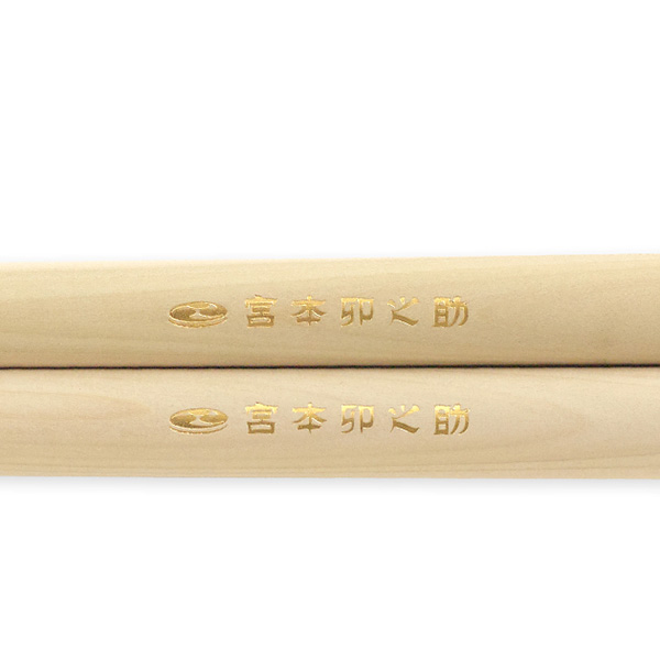 Baguette conique en magnolia avec le logo Miyamoto gravé, 41 cm × 20 mm/24 mm