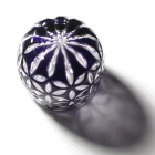 Edo Kiriko,verre,Guinomi,Asa no Ha,raisin,pourpre,Hanasho,feuille de chanvre,saké,artisanat traditionnel,fait main,souvenir,cadeau,fait à la commande