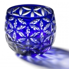Edo Kiriko,verre,Guinomi,Asa no Ha,lapis-lazuli,bleu,Hanasho,feuille de chanvre,saké,artisanat traditionnel,fait main,souvenir,cadeau,fait à la commande
