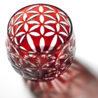 Edo Kiriko,verre,Guinomi,Asa no Ha,rouge,Hanasho,feuille de chanvre,saké,artisanat traditionnel,fait main,souvenir,cadeau,fait à la commande